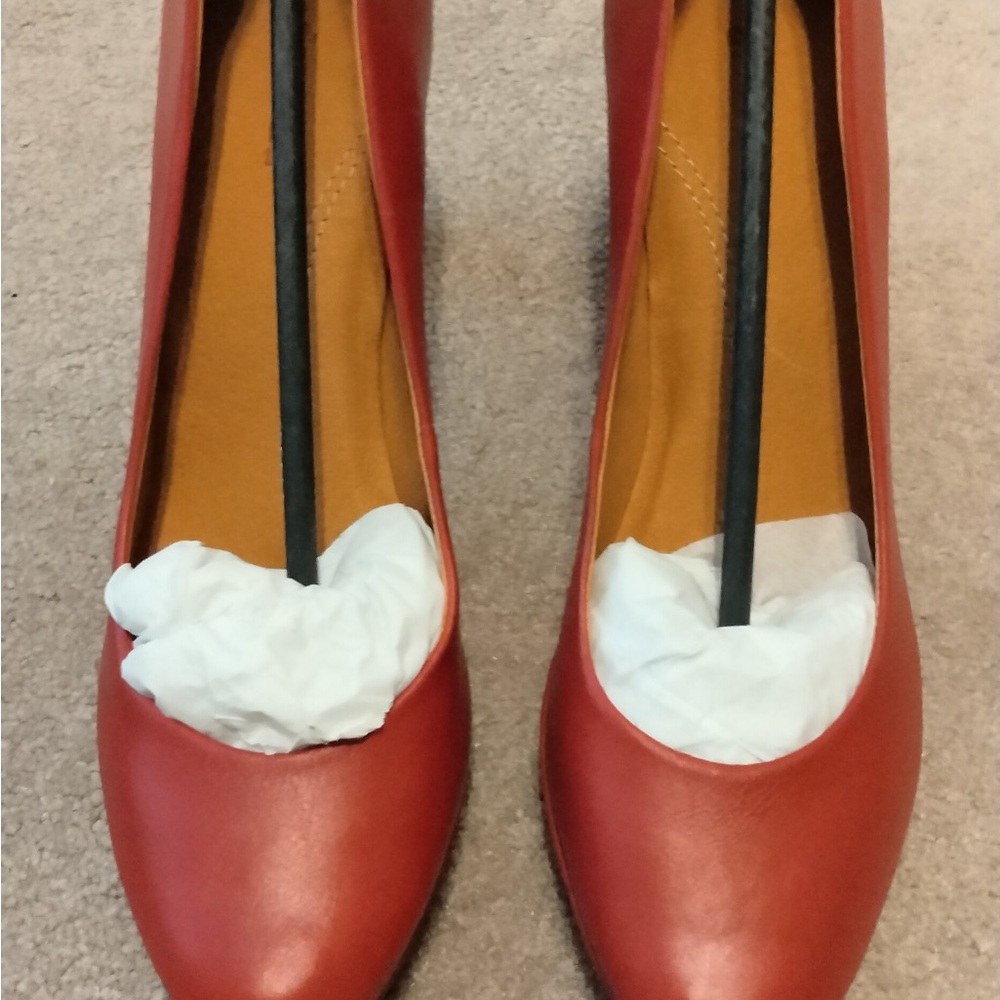 Dr. Liza Pump